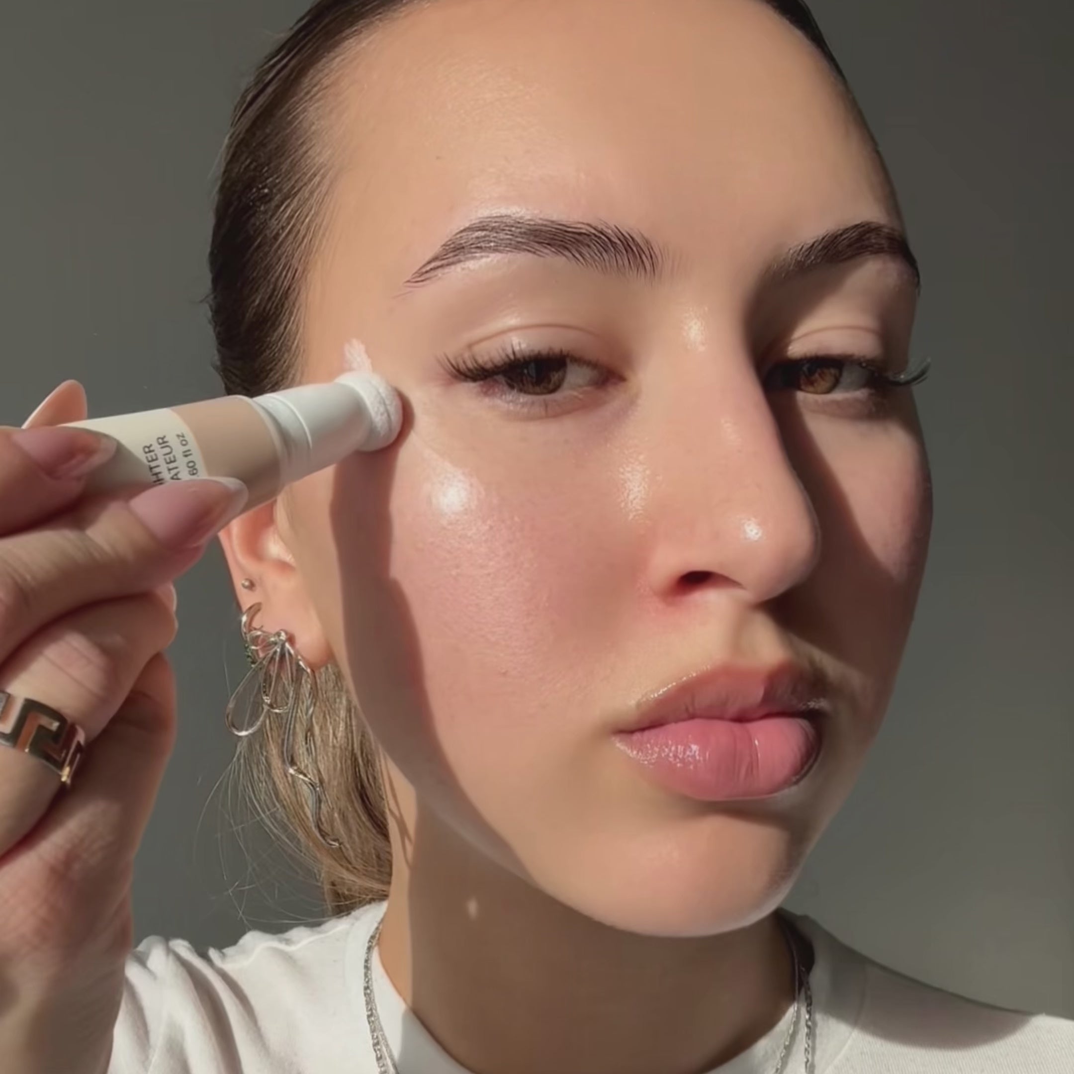Liquid Highlight Wand - Pearly Glow