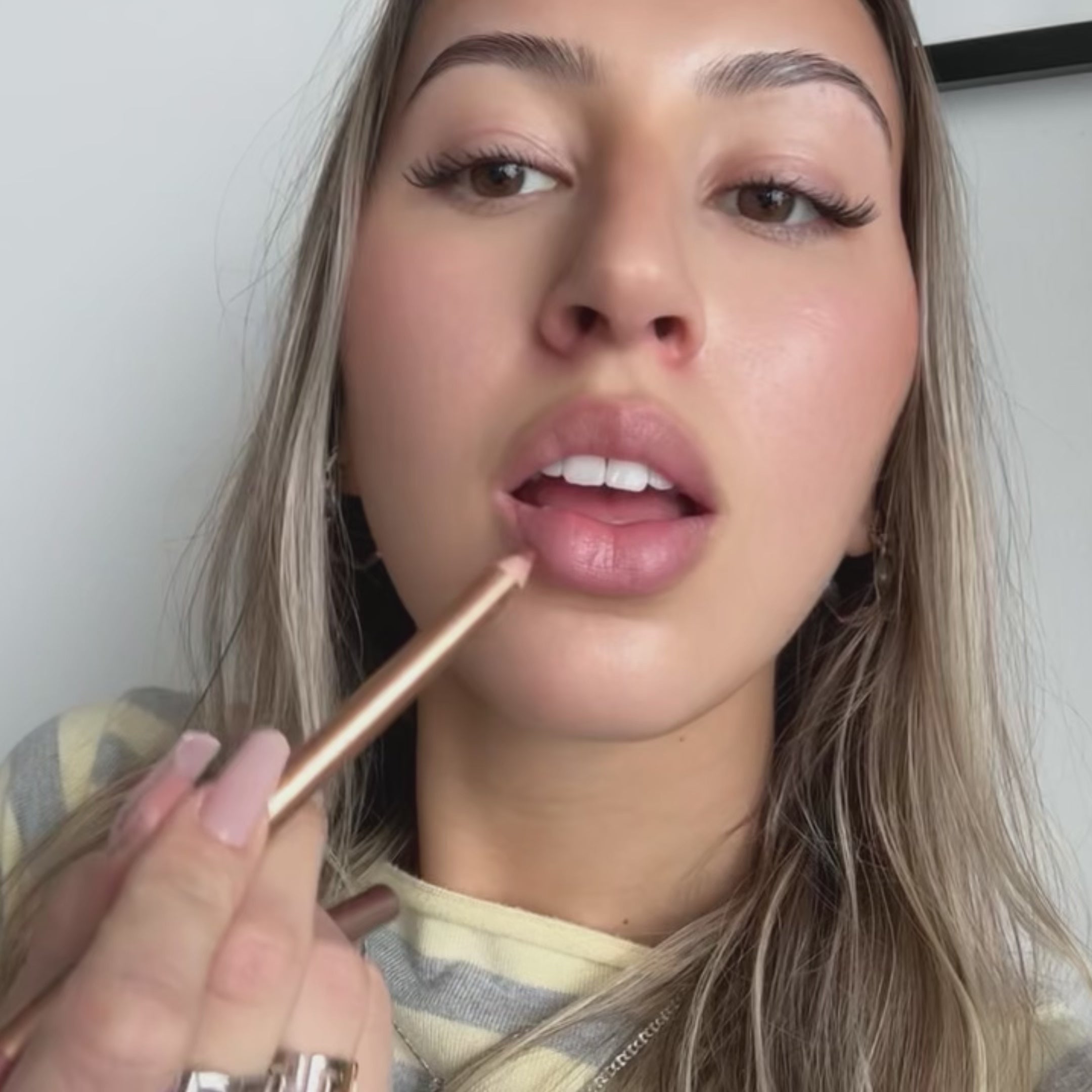 Lip Liner - Rosy Beige